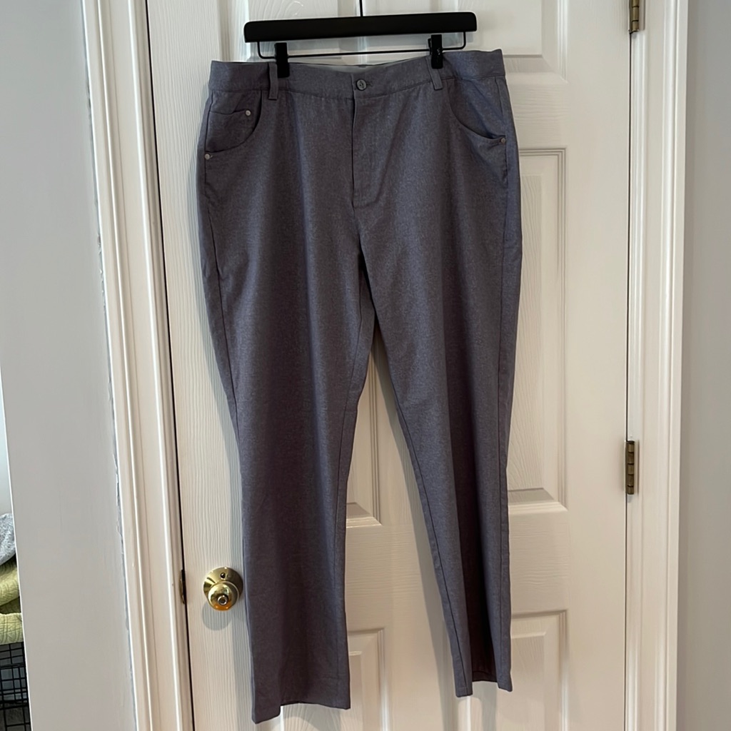 Puma Golf Pants Size 38/30 Euc